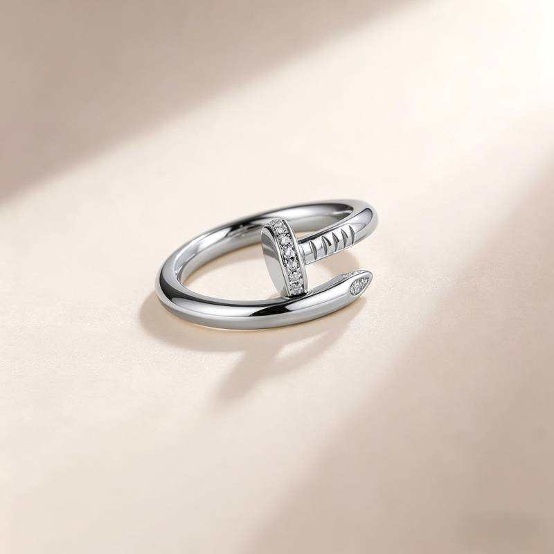 SR0059204款S925银镀18K金莫桑钻钉子女戒0.1ct