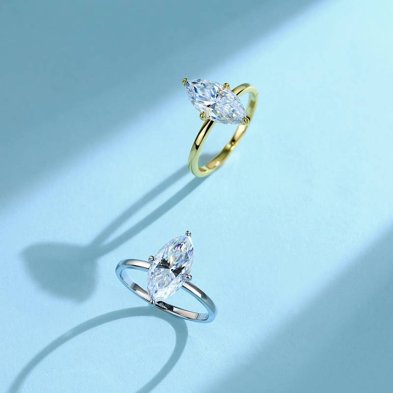 SR0634305款S925银镀18K金马眼形莫桑钻轻奢女戒主石7*14mm/3.0ct