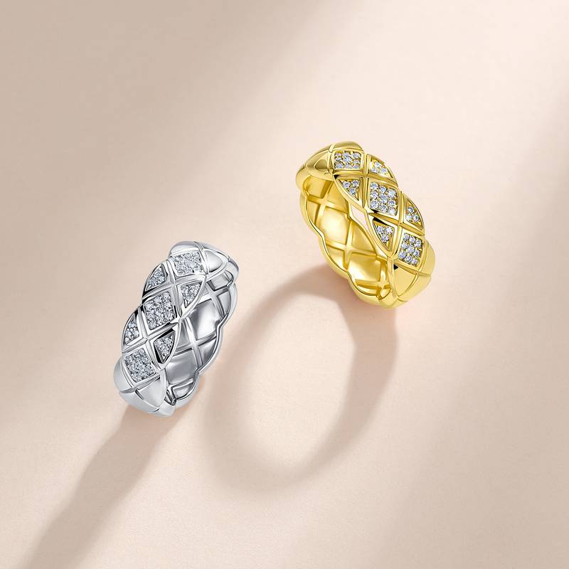 SR0737801款S925银镀18K金莫桑钻菱形格女戒0.22ct