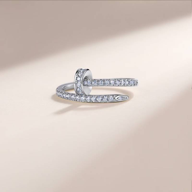 SR0346007款S925银镀18K金满镶莫桑钻个性钉子女戒0.5ct
