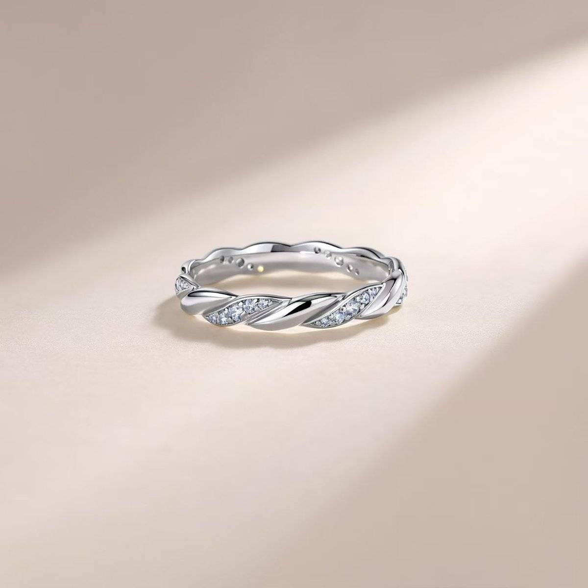 SR0495803款S925银镀18K金莫桑钻麻花女戒0.25ct
