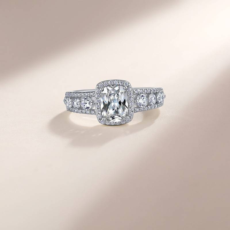 SR0220102款S925银镀18K金长方枕形莫桑钻奢华女戒2.8ct