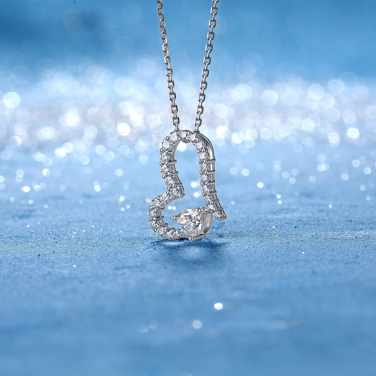 SN0242303款S925银镀18K金心形莫桑钻轻奢项链1.1ct