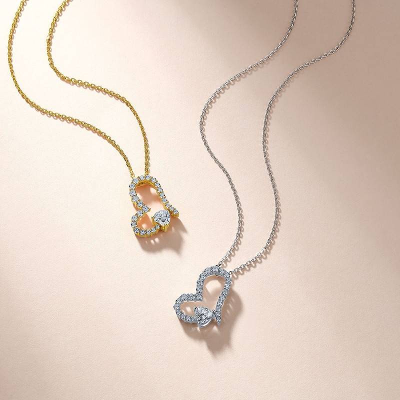 SN0242303款S925银镀18K金心形莫桑钻轻奢项链1.1ct