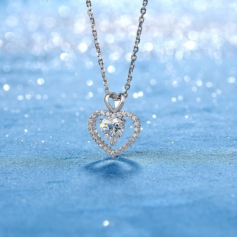 SP0546902款S925银镀18K金心形莫桑钻双心项链1.0ct