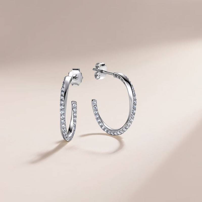 SE0384904款S925银镀18K金莫桑钻乌斯莫比环耳环0.9ct