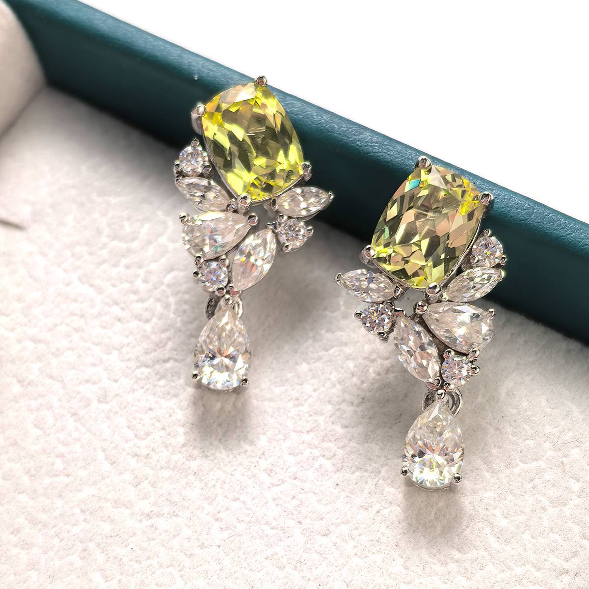 ECB0143银镀18K白金长方枕形培育黄蓝宝莫桑钻耳环主石8*6mm/1.5ct*2