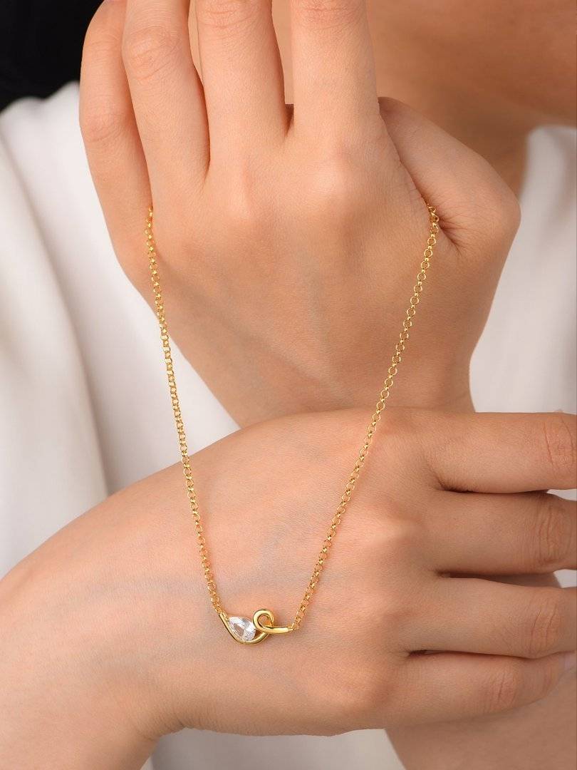 MP0044款S925银镀18K白金梨形莫桑钻缠绕线项链0.8ct