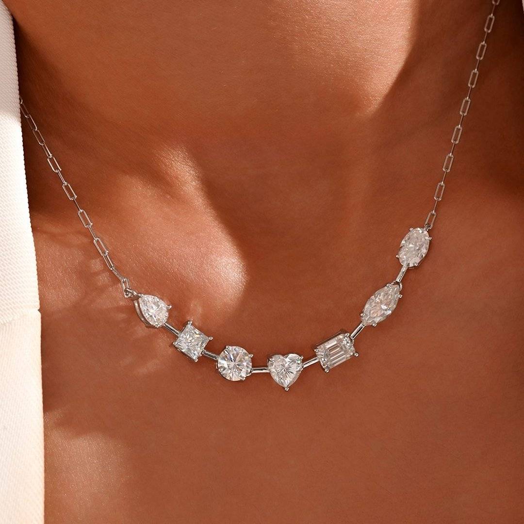 MP0078款S925银镀18K白金多形莫桑钻微笑项链6.8ct