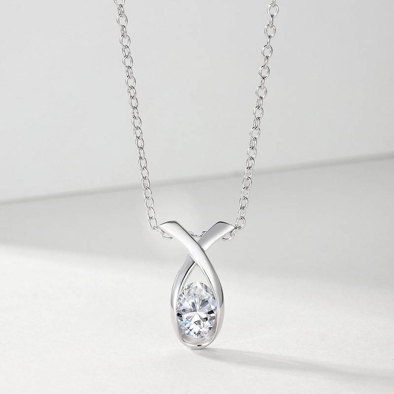 MP0118款S925银镀18K白金蛋形莫桑钻交织项链1.0ct