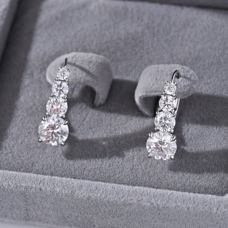 ME0057款S925银镀18K白金星河渐变四钻莫桑钻耳环3.32ct