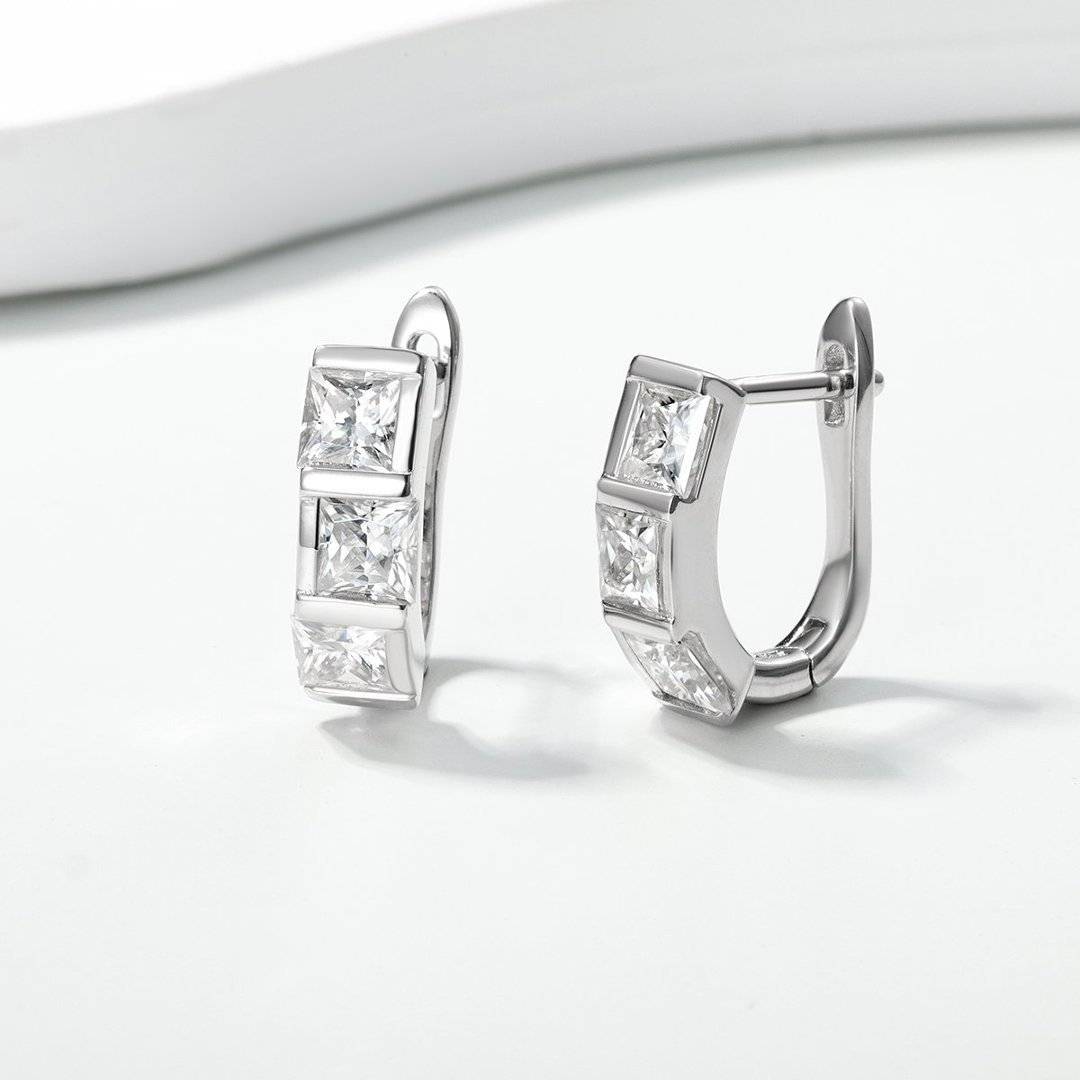 ME0065款S925银镀18K白金公主方莫桑钻耳环2.4ct