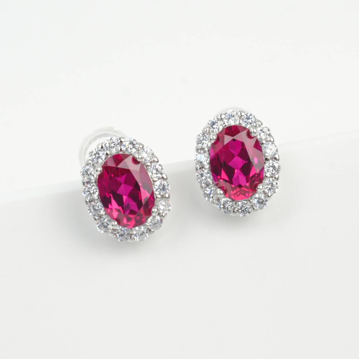 E018302 silver plated 18White Gold OvalLAB Gemstone earring main stone 7 * 5mm