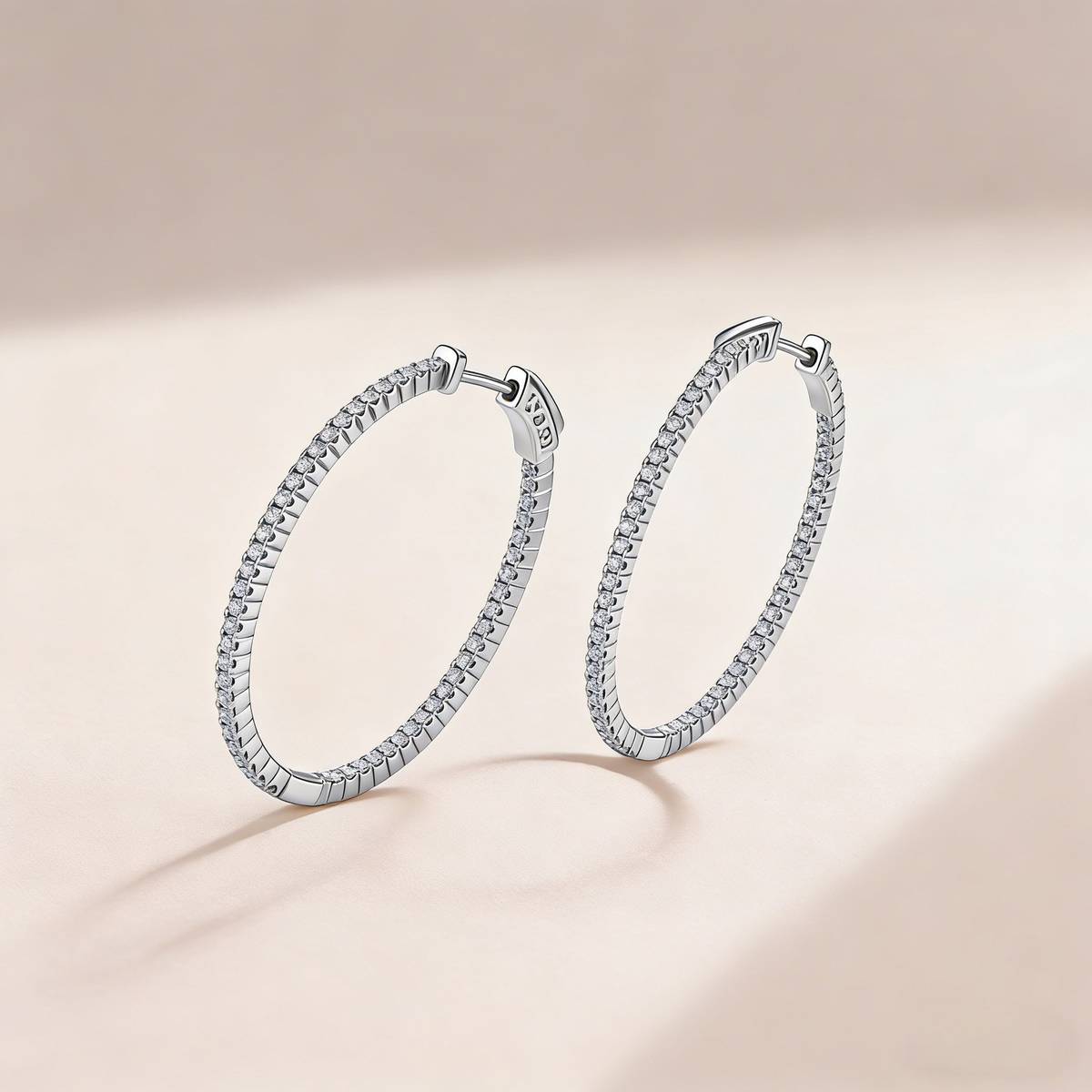 A6-SE0192804-30mm款S925银镀18K白金满镶莫桑钻圈耳环1.1ct
