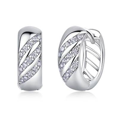 SE0256204款S925银镀18K金莫桑钻耳圈0.3ct