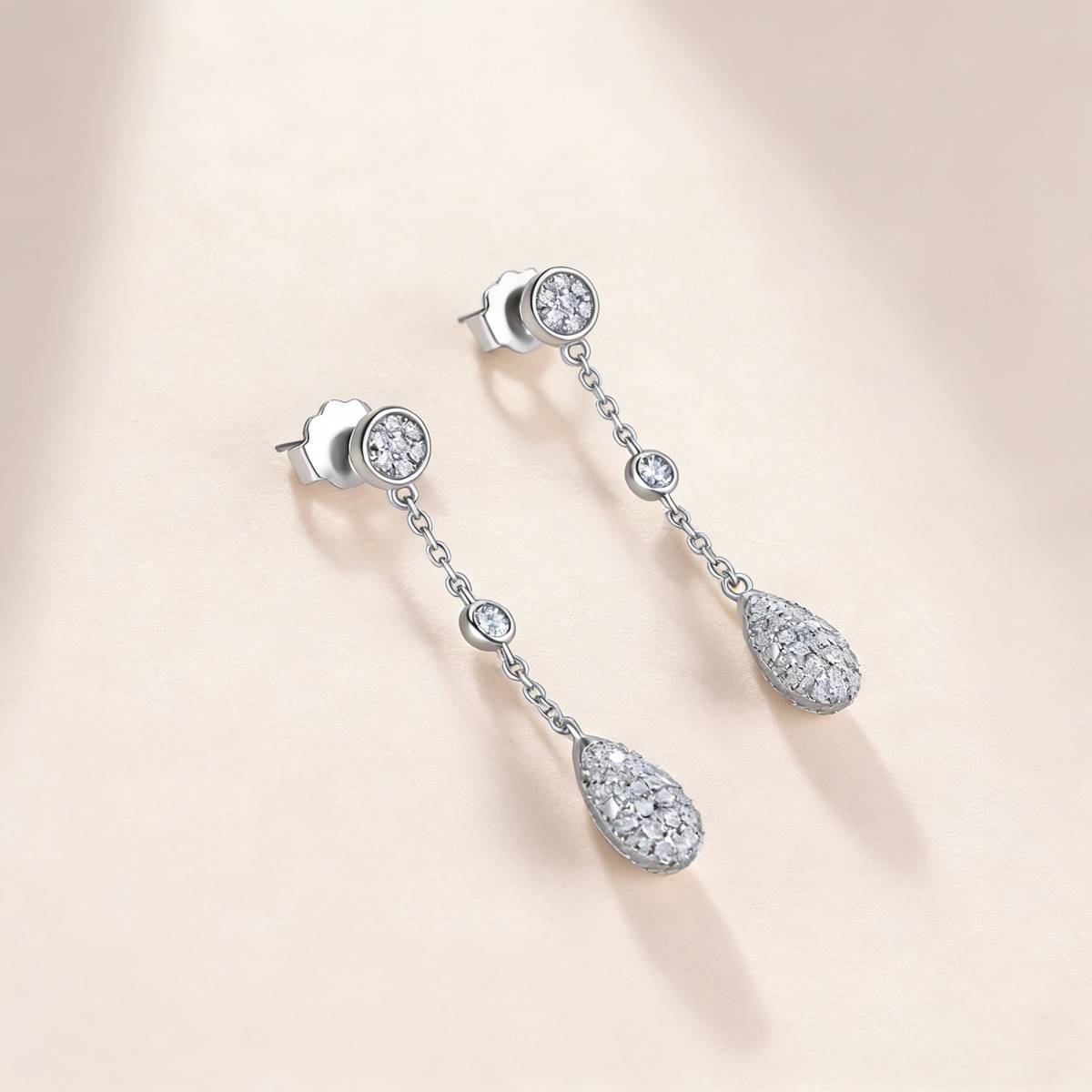 SE0210802款S925银镀18K金满镶莫桑钻水滴流苏耳钉0.8ct