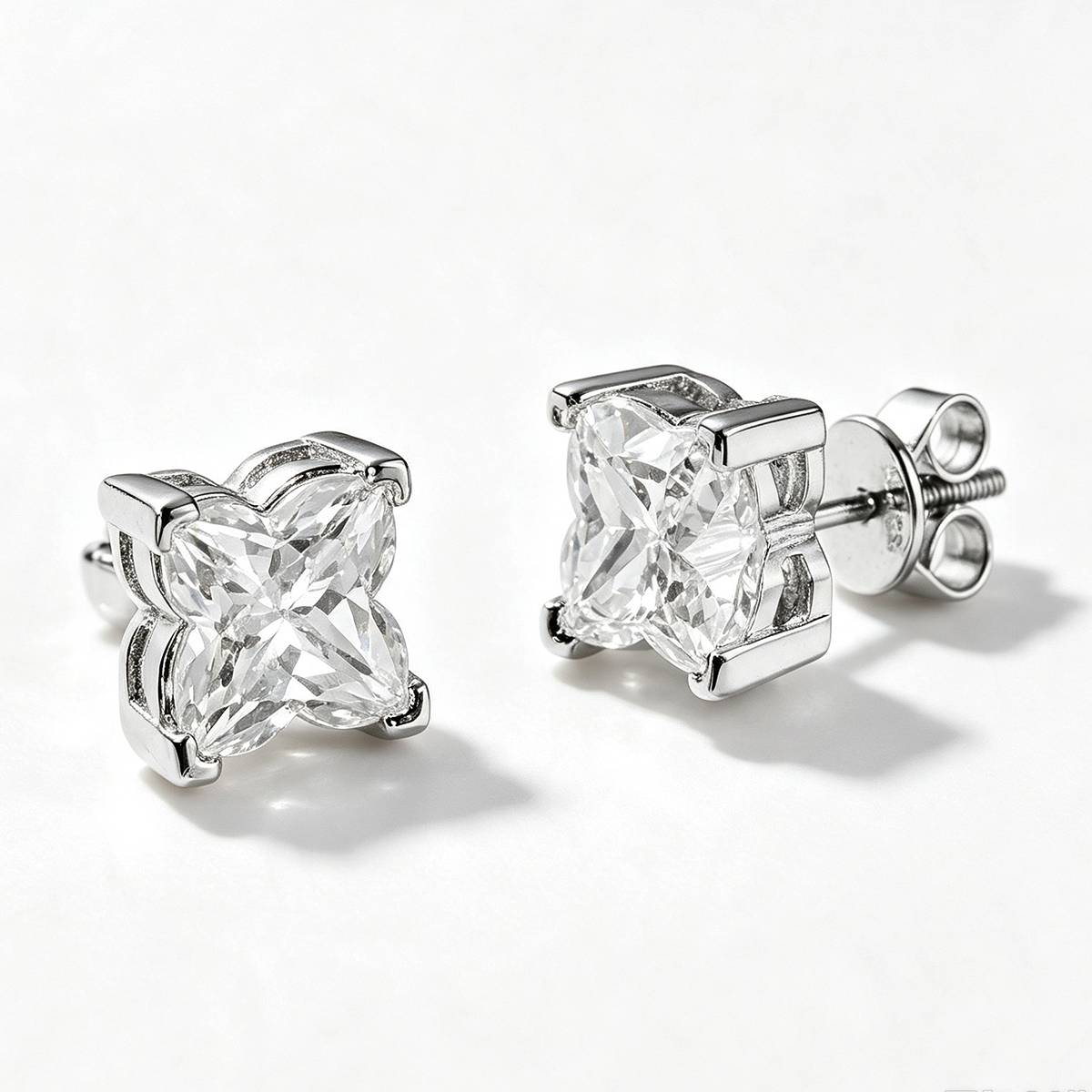 TQE0588 silver plated 18K gold personalized flower Moissanite hip-hop earrings 0.8ct * 2