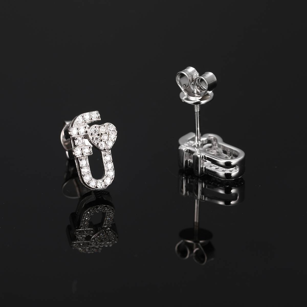 TQE0595 silver plated 18K gold Moissanite paper clip with heart-shaped earrings 0.25ct