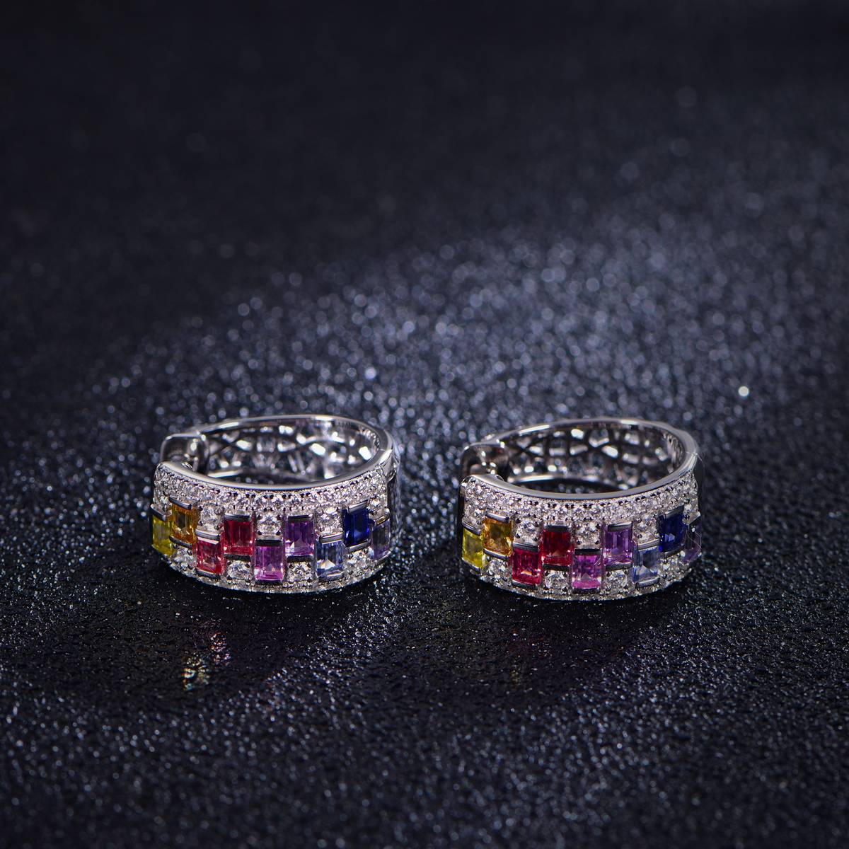 E3-0363款S925银镀18K白金长方培育彩宝彩虹莫桑钻耳环0.55ct