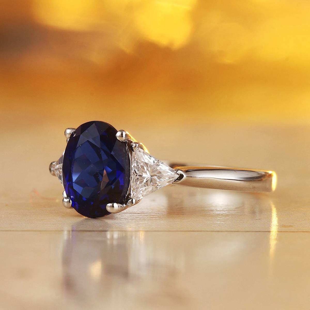 R2184款S925银镀18K白金蛋形培育彩宝订婚戒指2.2ct