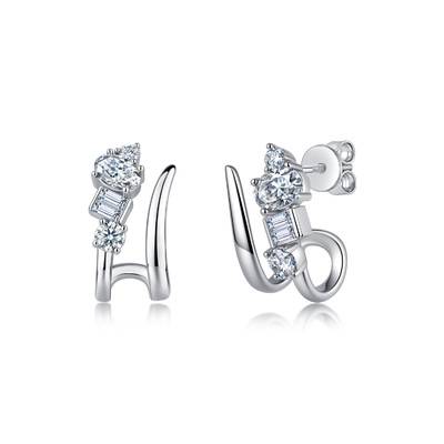 SE0780102款S925银镀18K金莫桑钻C形耳钉1.9ct